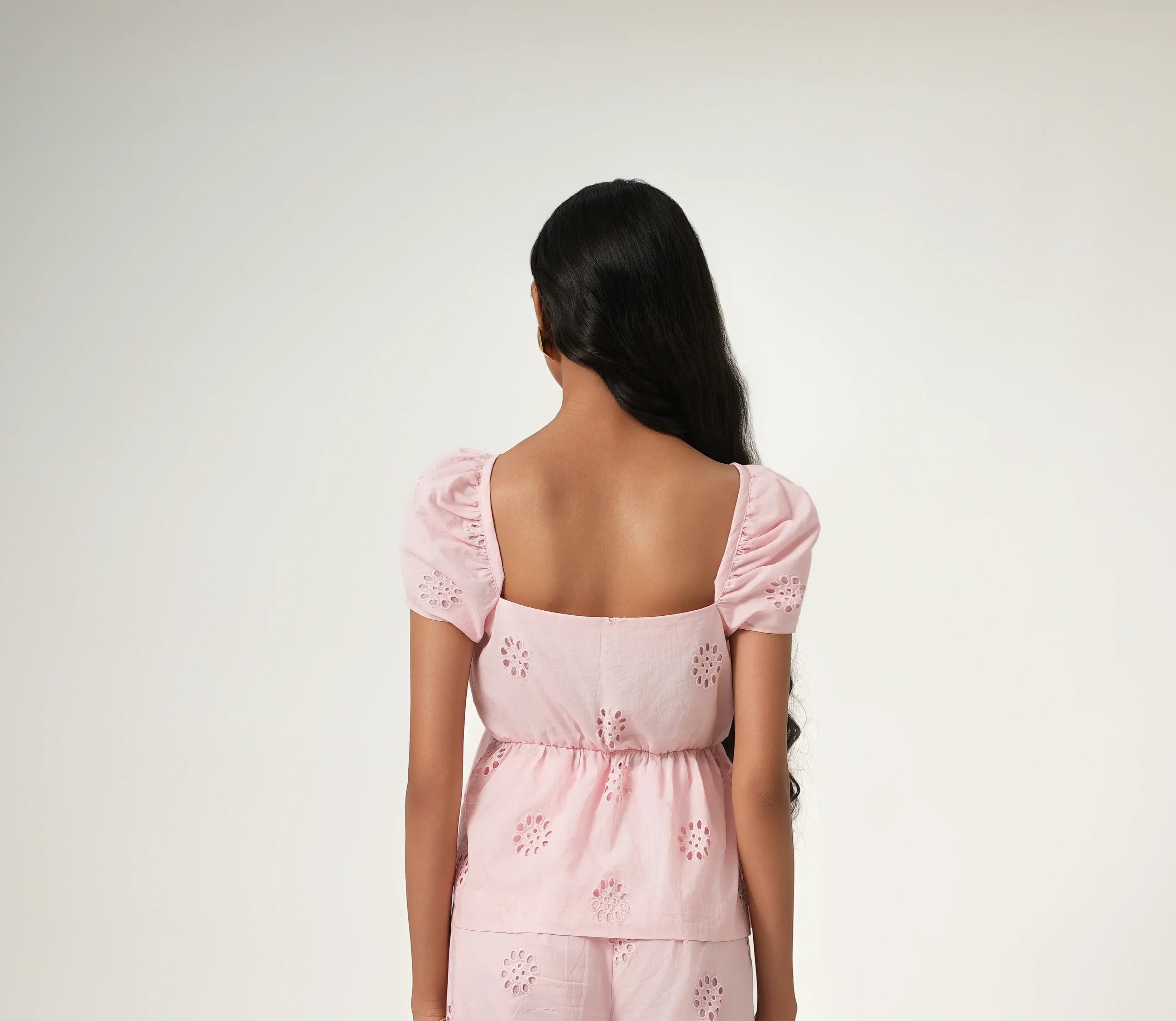BLUSH TOP